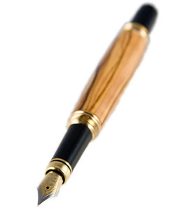 image of an old fountain pen